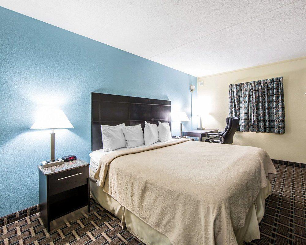 Oyo Hotel Knoxville Tn Cedar Bluff I-40 Ngoại thất bức ảnh