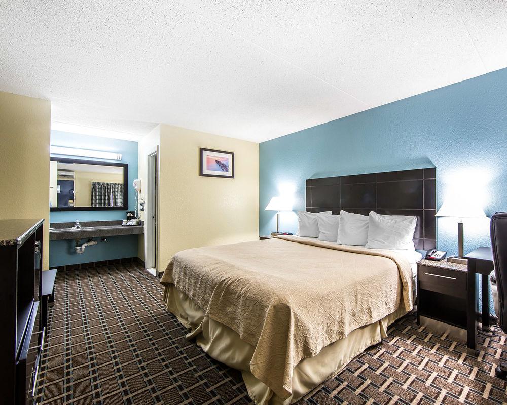 Oyo Hotel Knoxville Tn Cedar Bluff I-40 Ngoại thất bức ảnh