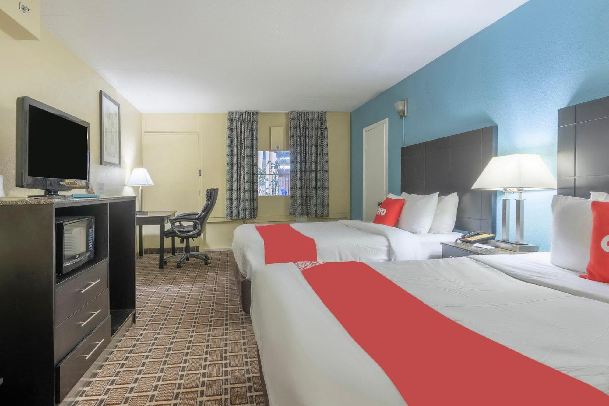 Oyo Hotel Knoxville Tn Cedar Bluff I-40 Ngoại thất bức ảnh