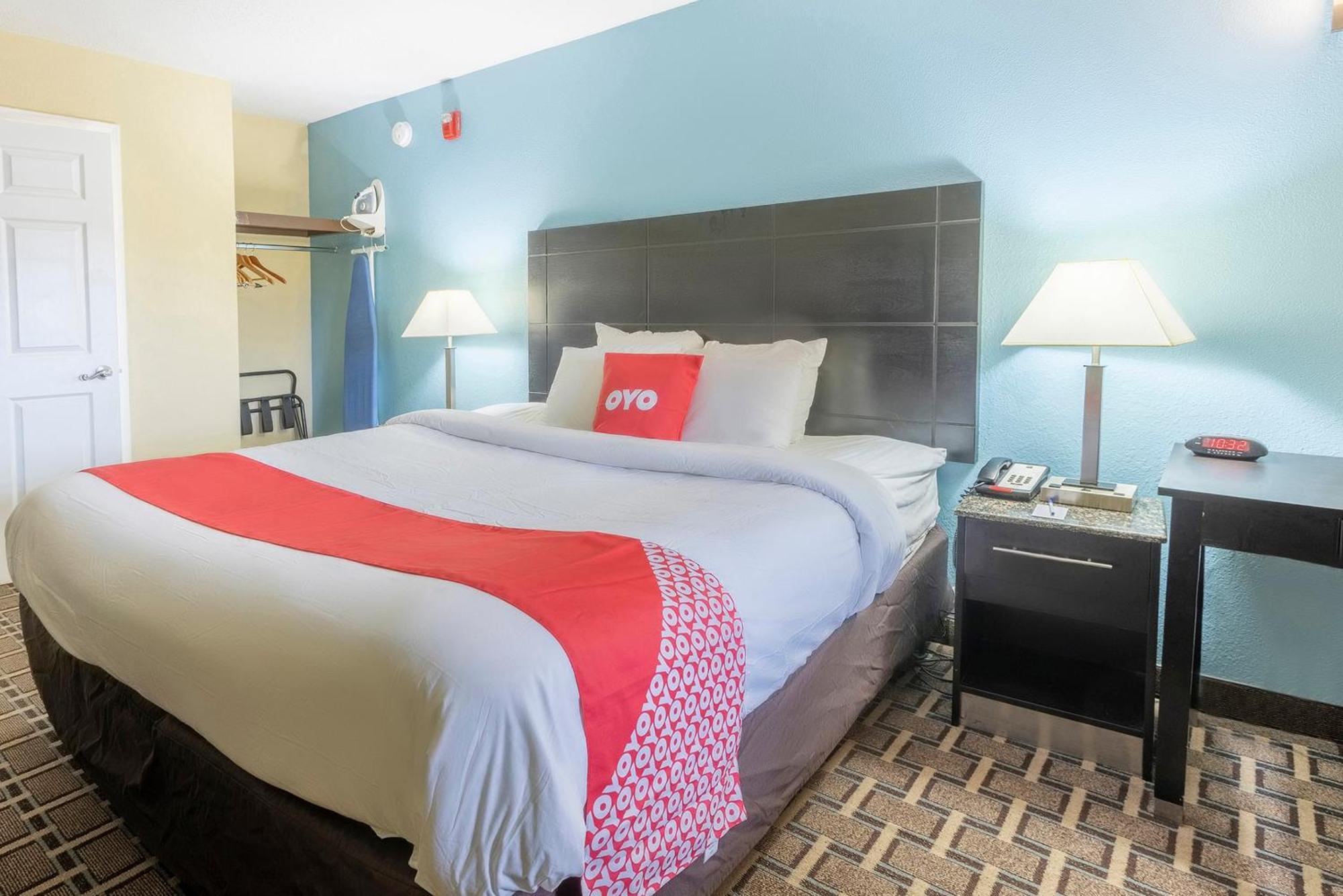 Oyo Hotel Knoxville Tn Cedar Bluff I-40 Ngoại thất bức ảnh