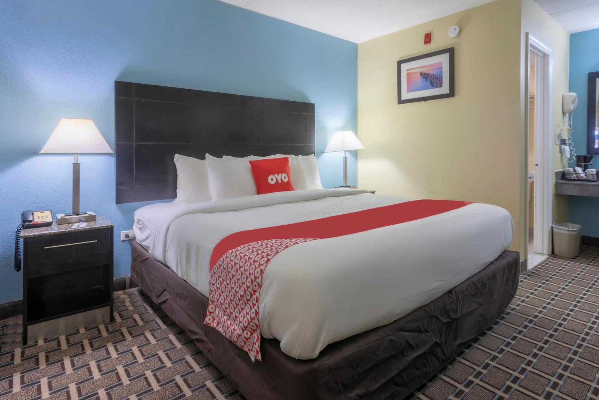 Oyo Hotel Knoxville Tn Cedar Bluff I-40 Ngoại thất bức ảnh