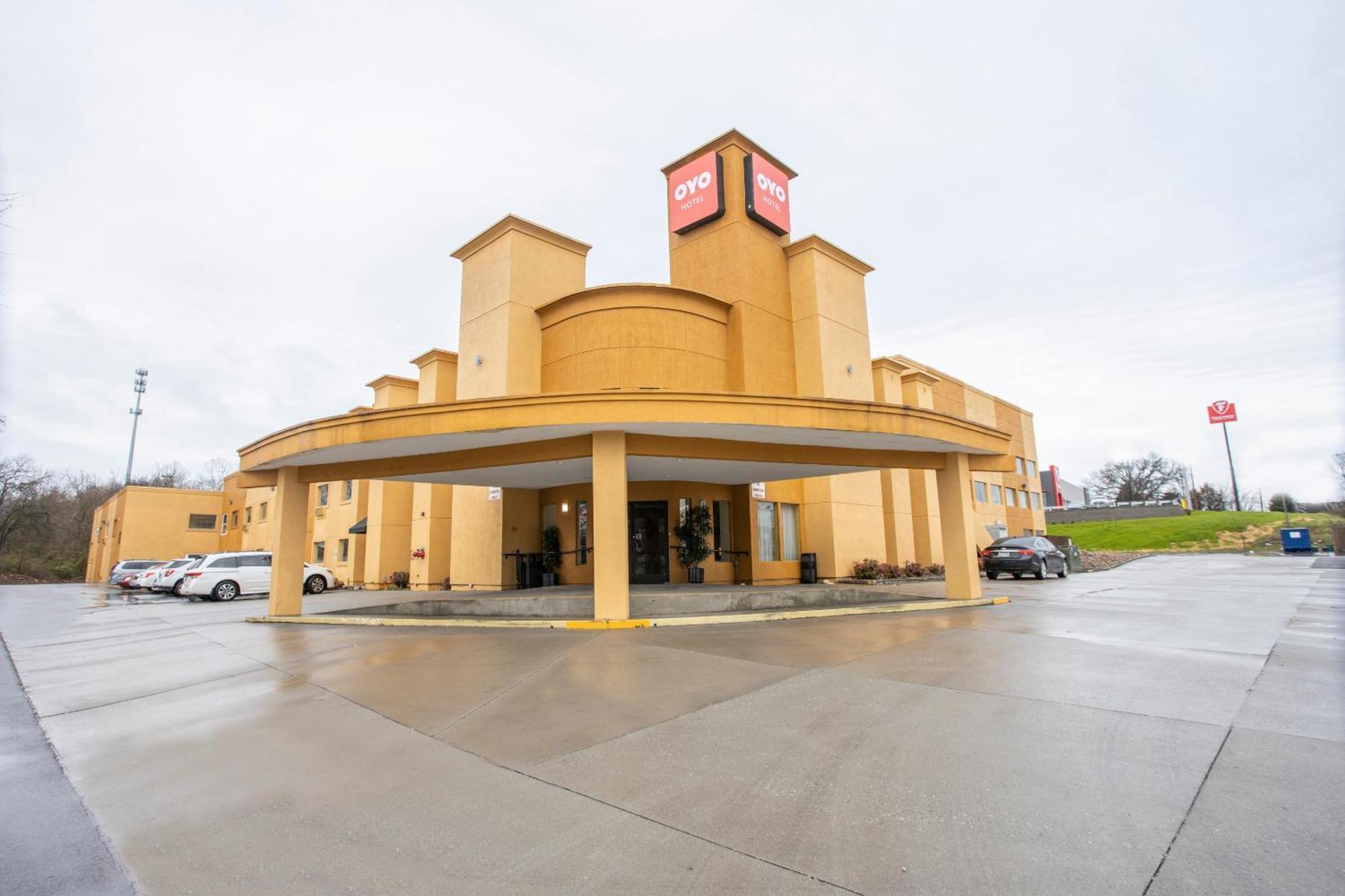 Oyo Hotel Knoxville Tn Cedar Bluff I-40 Ngoại thất bức ảnh