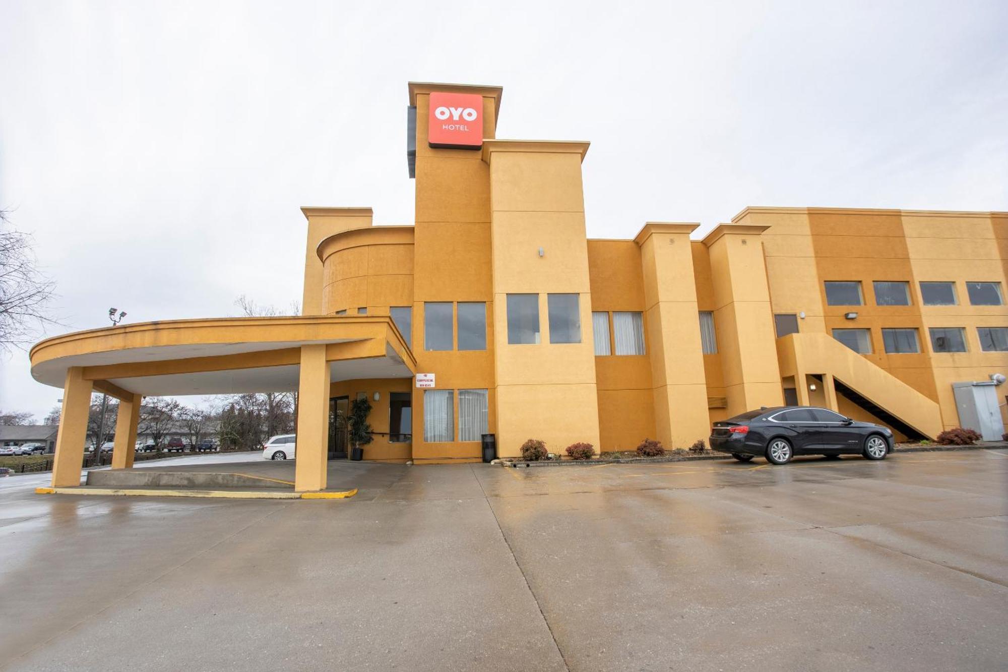 Oyo Hotel Knoxville Tn Cedar Bluff I-40 Ngoại thất bức ảnh
