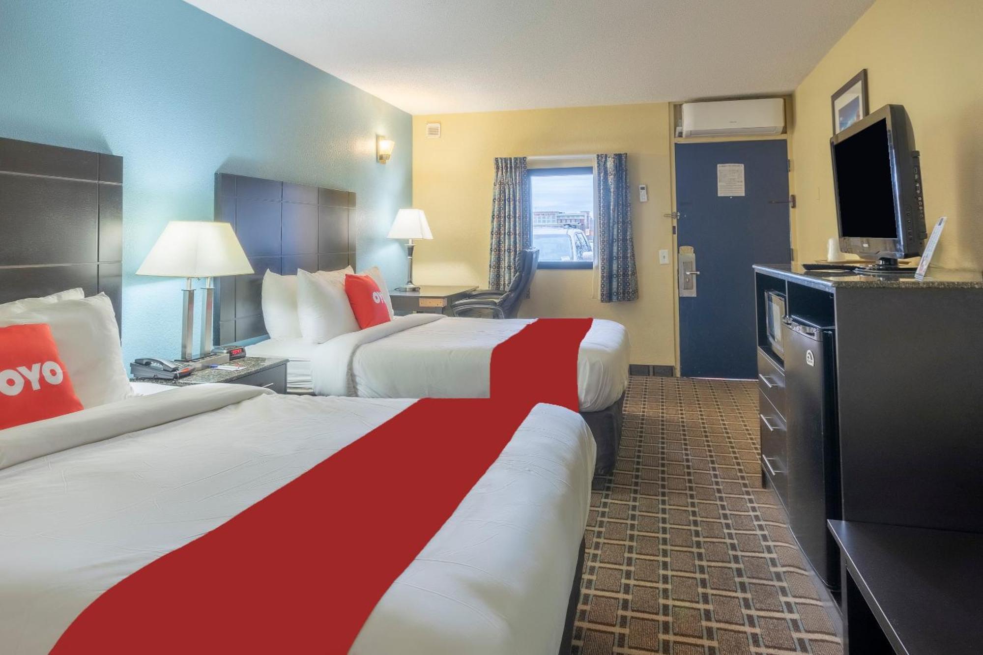 Oyo Hotel Knoxville Tn Cedar Bluff I-40 Ngoại thất bức ảnh