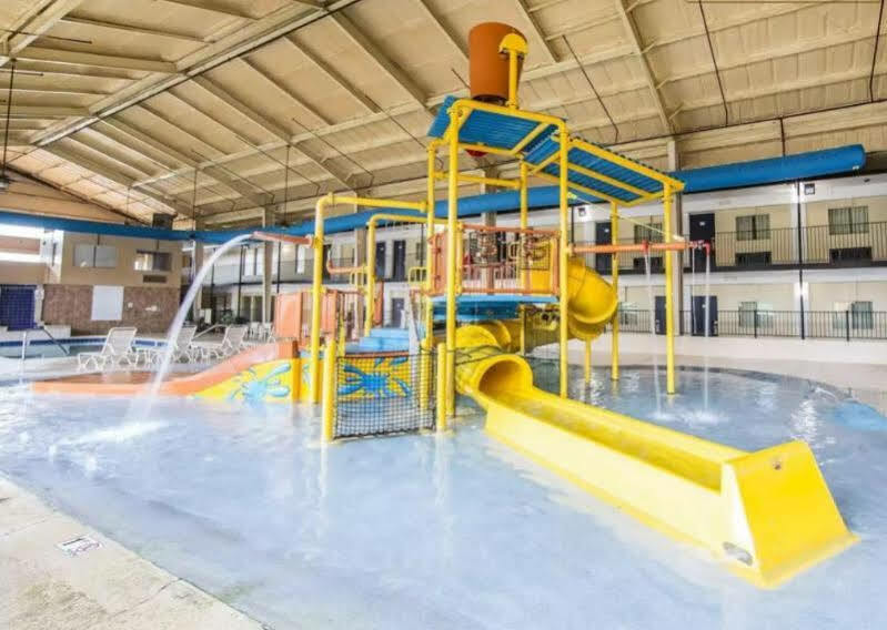 Oyo Hotel Knoxville Tn Cedar Bluff I-40 Ngoại thất bức ảnh